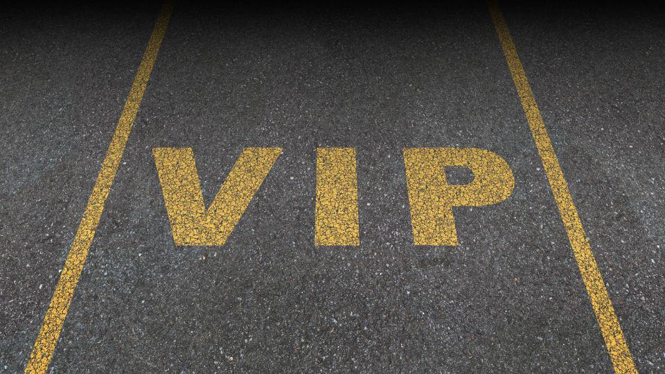 דרך המלך: הכל על שירותיVIP  בנתב"ג